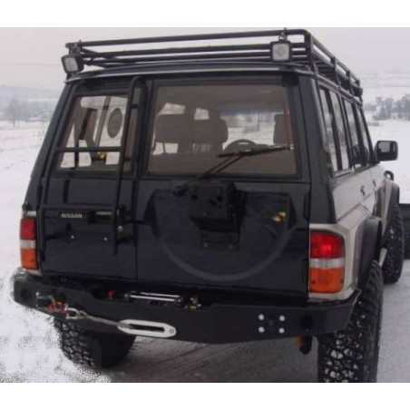 Heckstoßstange Nissan Patrol Y60