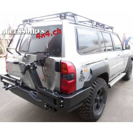 Parachoques trasero Nissan Patrol Y60