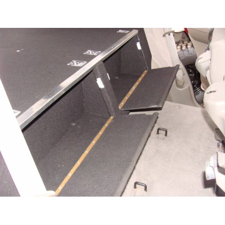 Housing with drawer for Nissan Patrol Y61 GU4