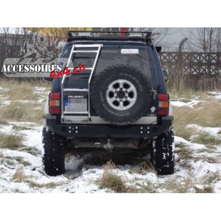 Paraurti posteriore per versione toyota HILUX Revo 2016