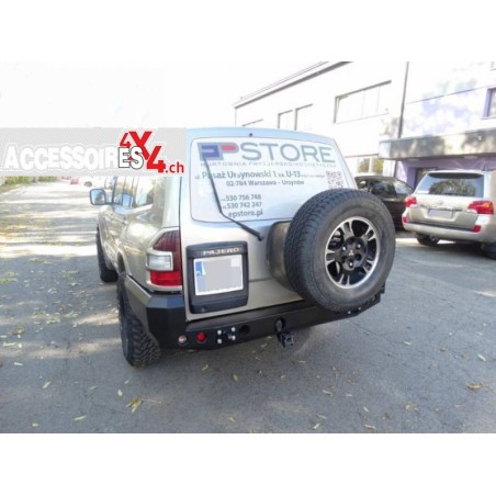 Paraurti posteriore per versione toyota HILUX Revo 2016