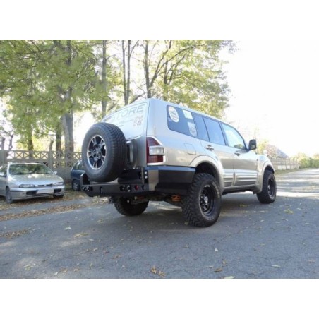 Parachoques trasero para versión toyota HILUX Revo 2016