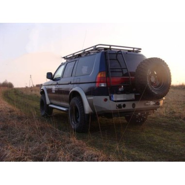 Rear bumper for version toyota HILUX Revo 2016