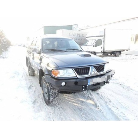 Frontstoßstange ohne Frontschutzbügel MITSUBISHI PAJERO IV 2015