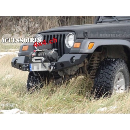 Heckstoßstange für Version Toyota Land Cruiser HILUX Revo 2016