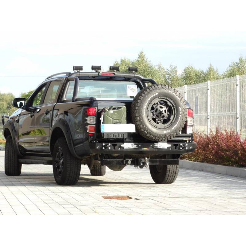 Rear bumper for version toyota HILUX Revo 2016