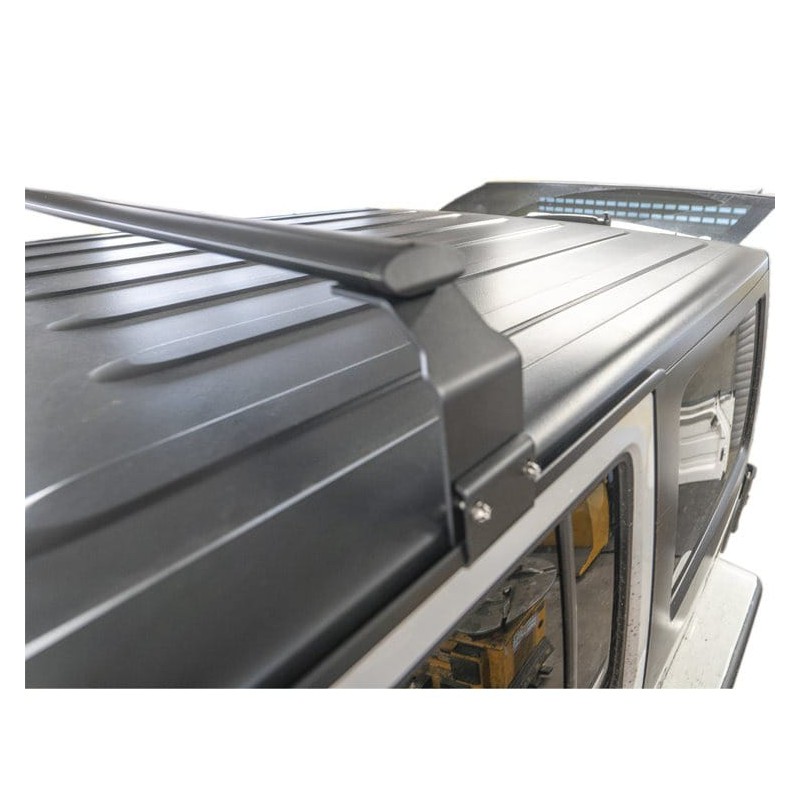 Universal roof bars for vehicule with fixed mount points
