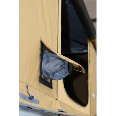 Roof top tent hard shell Tundra 140