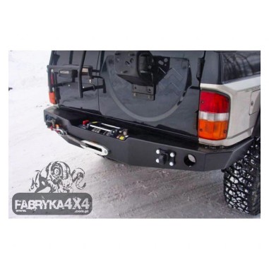 Rear bumper with winch mount for lowered Nissan Y60 body