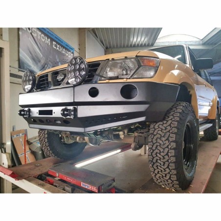Paragolpes Nissan Patrol  Y61  1997-2004