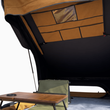 Tienda de techo para 2 personas con estructura rígida ultradelgada – Swisskings Taiga 13 cm con terraza y vista de 180°