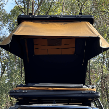 Tenda da tetto rigida per 2 persone – Swisskings Taiga Serie Pro con terrazza e vista a 180°